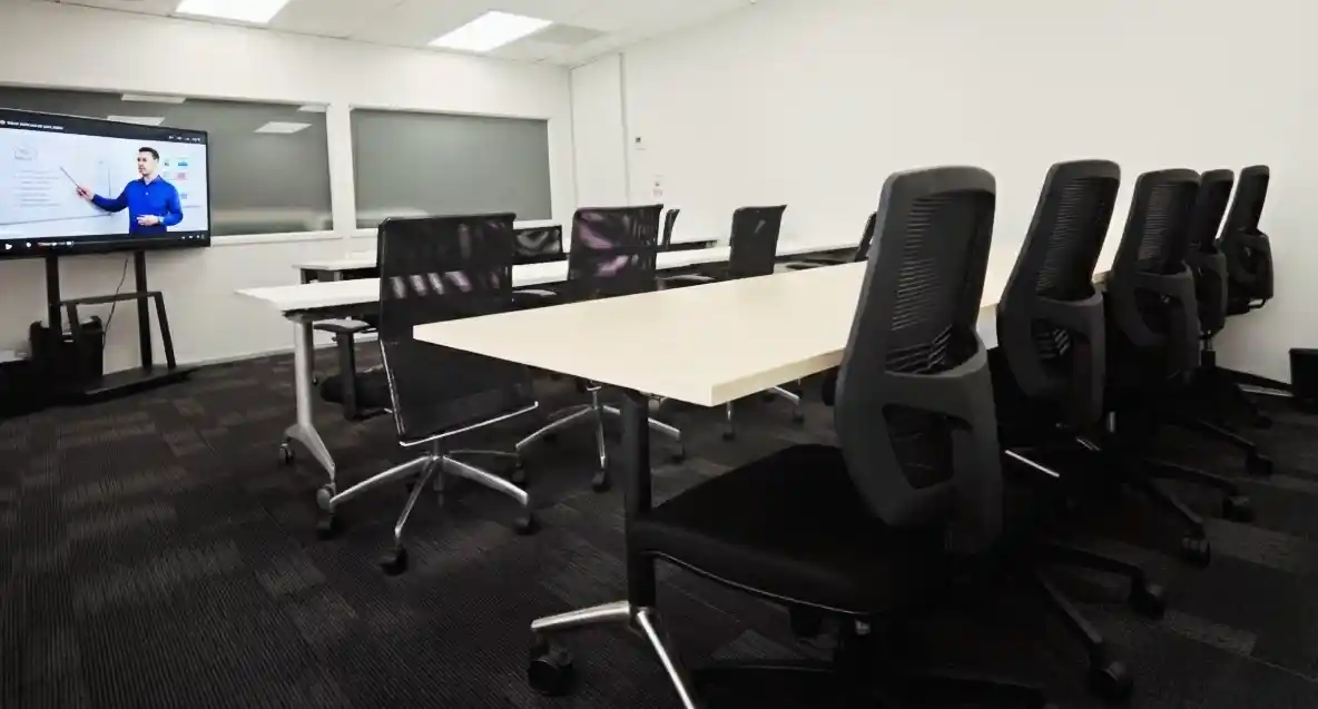 Meeting room photo 4