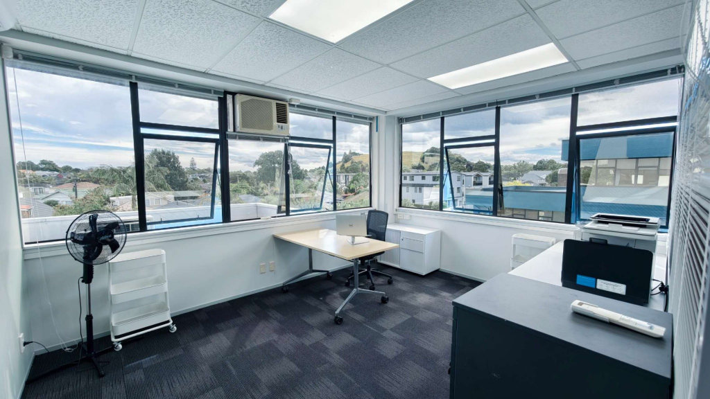 O2 private office at Cloud Studios